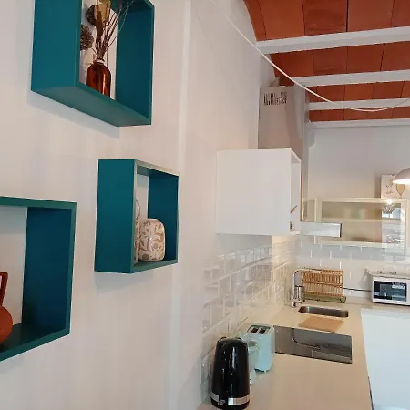 Llavi - Pati Apartment
